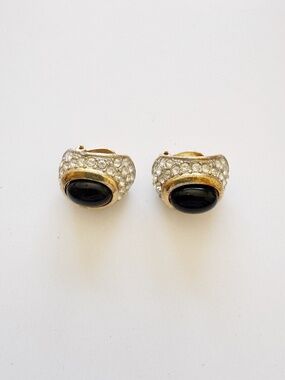 Vintage Donald Stannard Gold Black Cabochon Rhinestone Clip On Earrings 1"